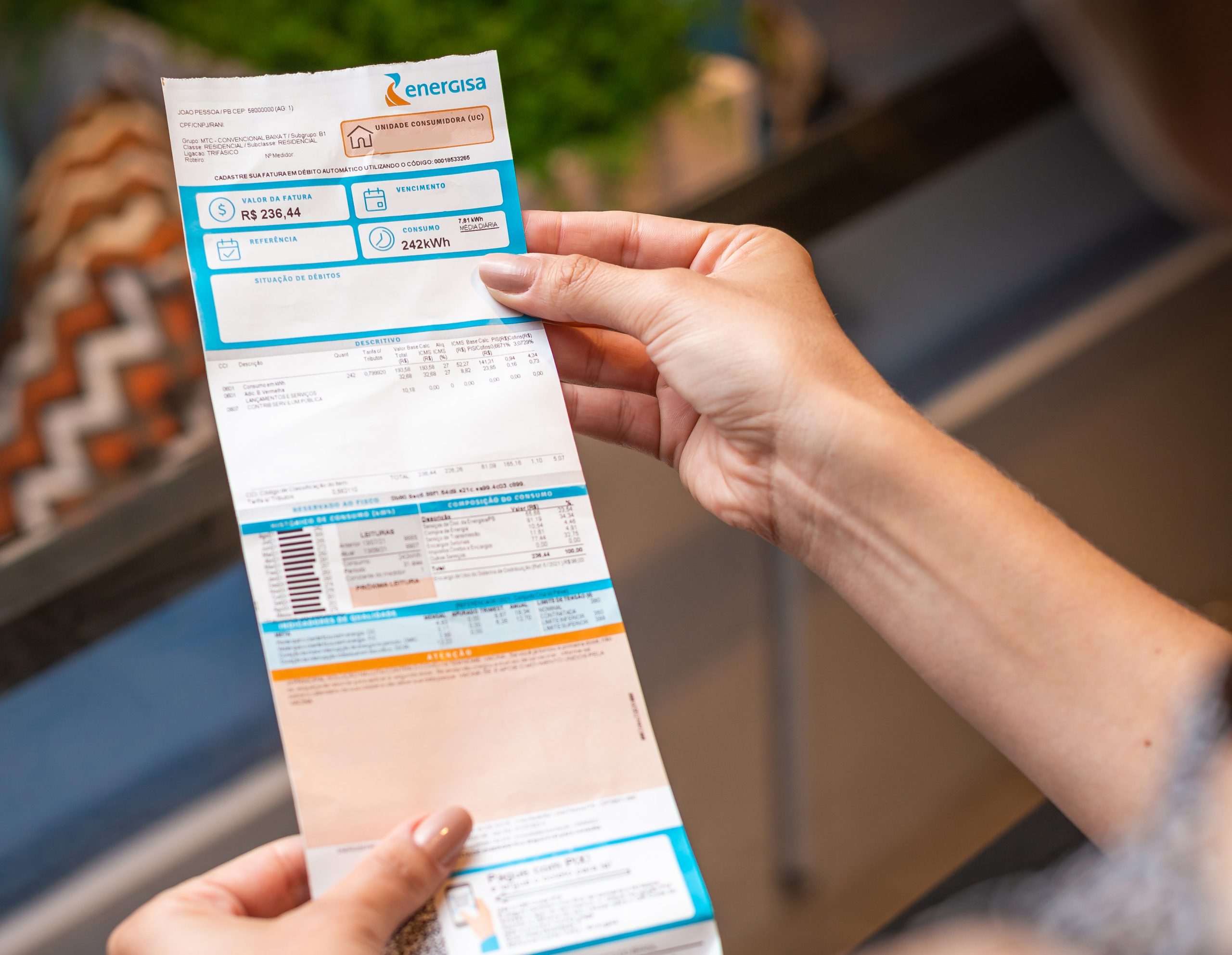 Conta de luz terá bandeira tarifária vermelha patamar 2 em agosto