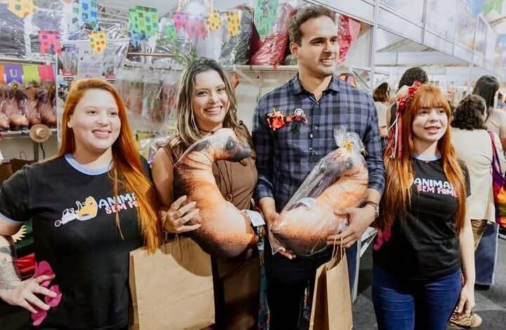 Projeto que já ajudou centenas de animais em Campina Grande participa do Salão do Artesanato para arrecadar recursos